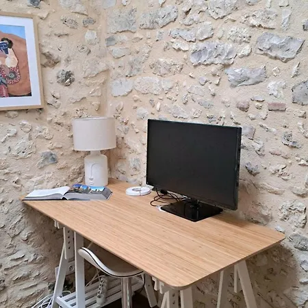 Ferienhaus In The Heart Of The Village - Charming & Authentic Monpazier