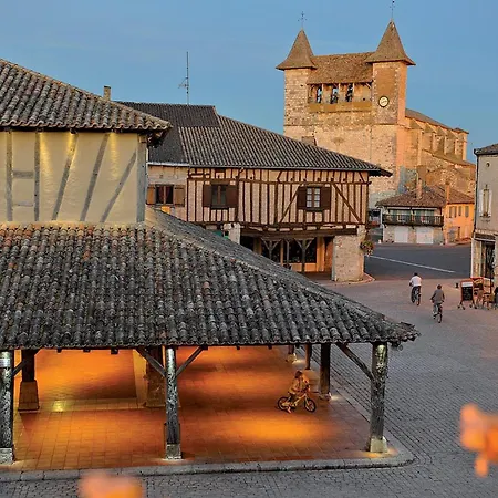 In The Heart Of The Village - Charming & Authentic Ferienhaus Monpazier
